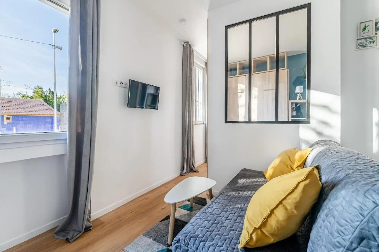 Appartement Studio Climatisé, proche des commodités, au calme. à Toulon