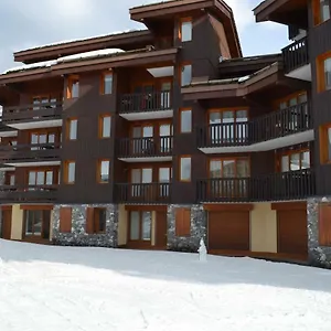 Skis Aux Pieds Appartement Valmorel