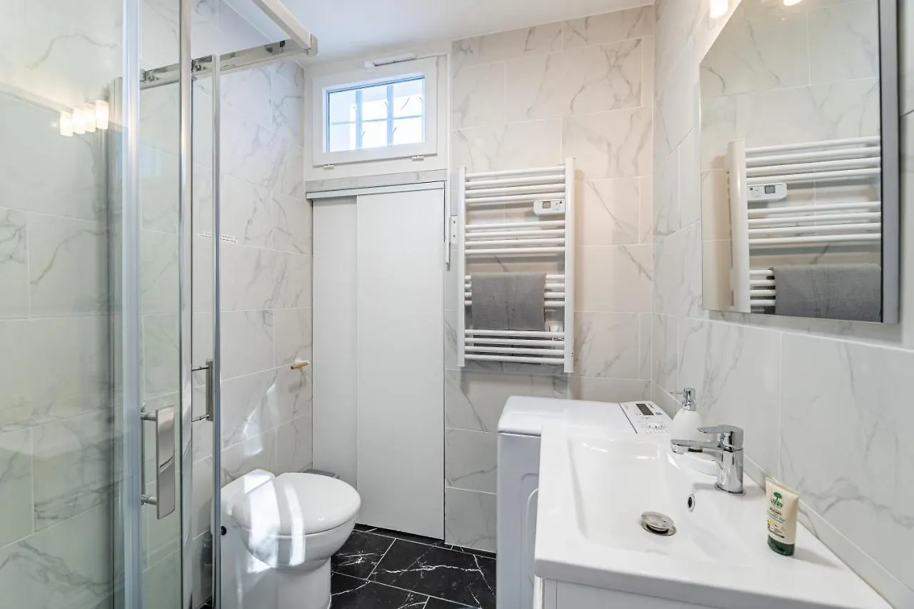 Studio Climatise, Proche Des Commodites, Au Calme. Apartment Toulon 0*,  France